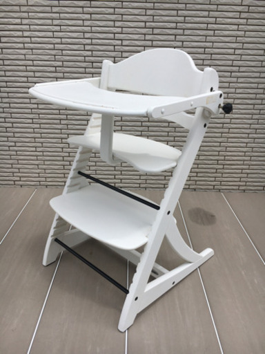 ベビーチェア　すくすくチェア　テーブル付き