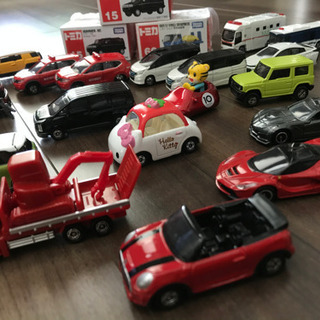トミカ⭐️50台　まとめてお譲りします。