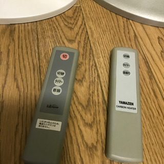 電気ストーブ　カーボンヒーター　セットで！の画像
