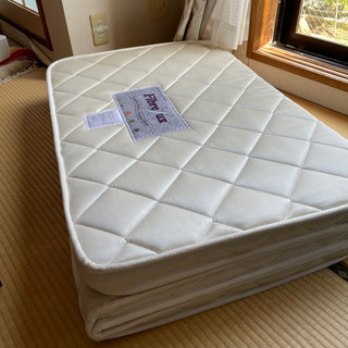 FibreLux ココナッツファイバー　マットレス シングル 高反発 三つ折り 3つ折り 厚さ6cm ベッド 折りたたみの画像