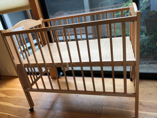 値下げしました。ベビーベッド　石崎家具スリーピー
