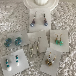 ⑩ ピアス　セット