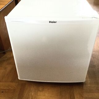 Haier ハイアール 1ドア冷蔵庫 40L JR-40CR 小...