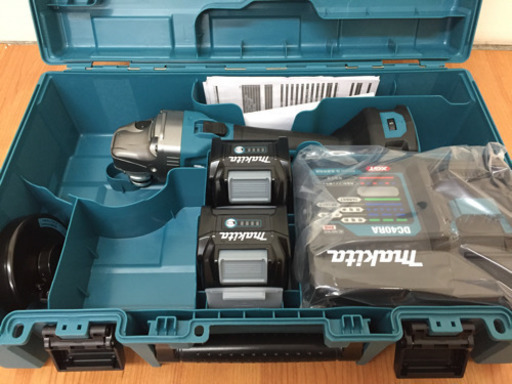 Makita マキタ 充電式ディスクグラインダ40V GA017GRMX F03-09 未使用品