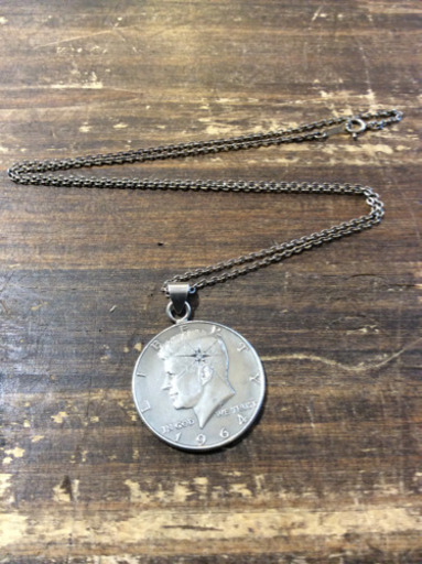 中古品 ハーフダラーネックレス シルバーネックレス ダイア入り