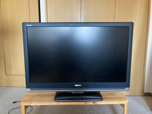 中古テレビ 東芝REGZA  型番:37cv500 2️⃣