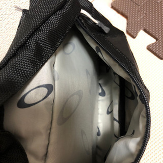OAKLEYポーチの画像