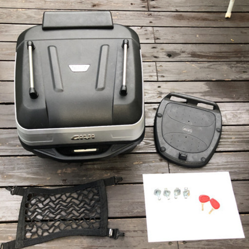 GIVI (ジビ) バイク用 リアボックス 32L