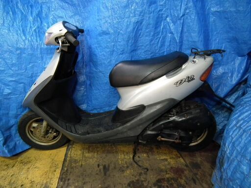 ライブディオー４（AF35)ディスクローター2スト・走ります（シルバー）