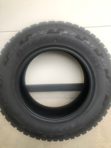 トーヨーオープンカントリーR/T 215/70r16 中古４本