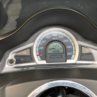 【美品・限定カラー】HONDA  ホンダPCX125 JF56 リアボックス付の画像
