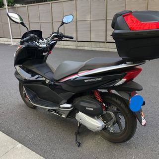 【美品・限定カラー】HONDA  ホンダPCX125 JF56 リアボックス付の画像