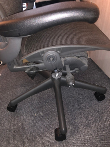 アーロンチェア ハーマンミラー(Herman Miller) 