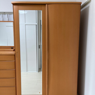 【決まりました】府中家具・ワードローブ（洋服タンス）