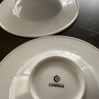 コンランショップ　プレートの画像