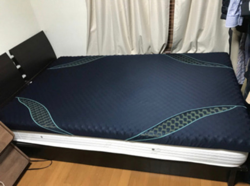 semi double bed 