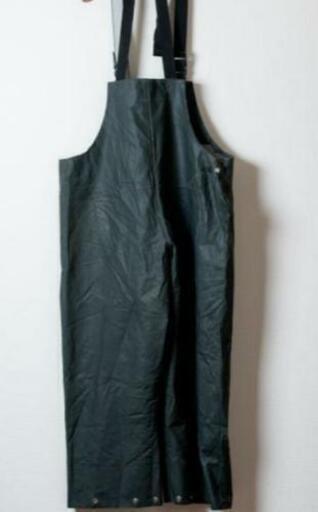 CARHART(カーハート)のオーバーオール・珍品・希少・ レア物・カーハートの珍しいレインビブです！