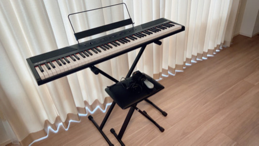 土日限定値下げ！！88鍵盤　キーボード　ピアノ　イス、スタンド、ペダルつき