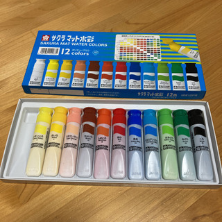 【決まりました＾＾】新品　サクラクレパス　絵の具箱入り　　（白は...