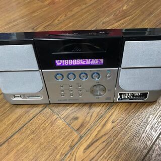 中古　CDラジカセ