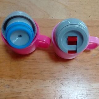 未使用品　子供用水筒(スケーター)のコップ部分2こ