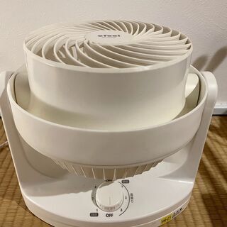 コンパクトサーキュレーター アイリスオーヤマ　マカロン型の画像
