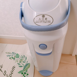 ピジョン　おむつ処理ポットの画像