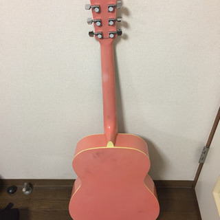 ミニーちゃんのアコースティックギター