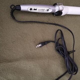 【お値下げ中】クレイツ　ヘアアイロン３２mm、お譲りします（お値...