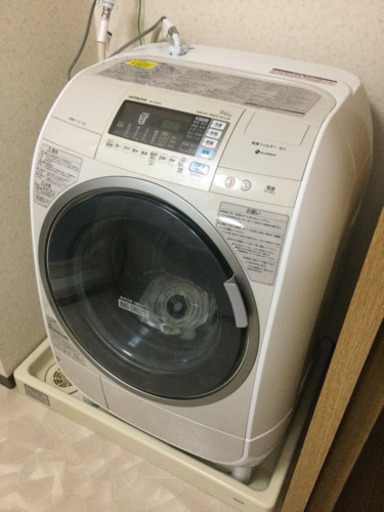 中古　2013年製　ドラム式　洗濯機　幅73.5　　奥行62　　高さ105　 （ｃｍ）　日立　ななめ型　ヒートリサイクル　風アイロン