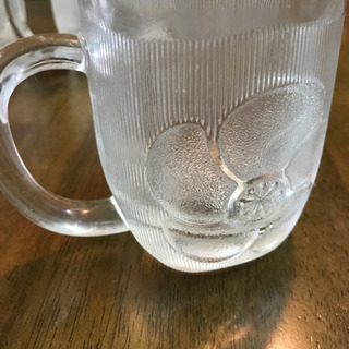 ビールジョッキ5つの画像