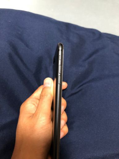 「美品」iPhone 7 plus 32GBシムフリー