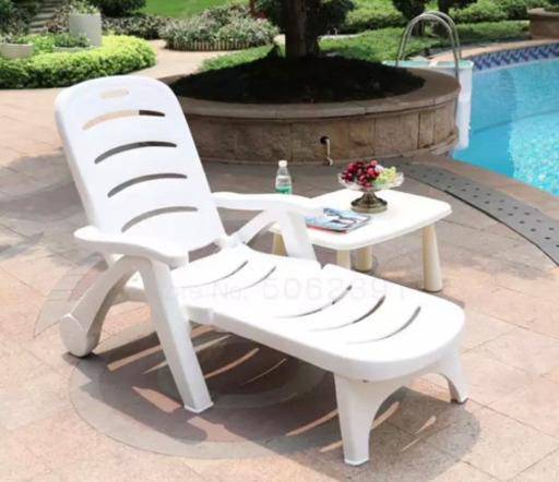 【新品未使用】デッキチェア（折りたたみ式）•テーブルセット販売