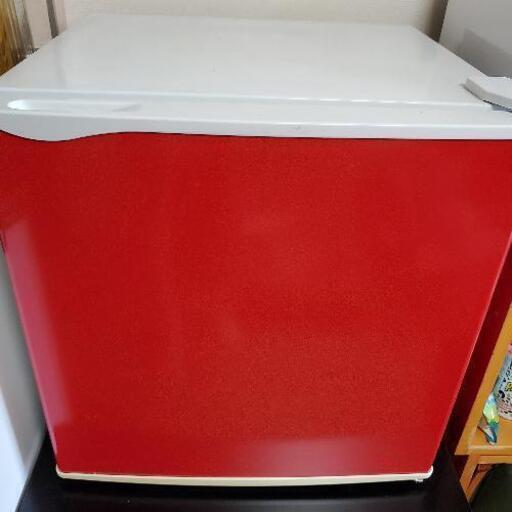 【取引済】小型冷凍冷蔵庫 1ドア レッド