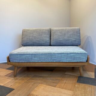 UNICO ウニコ　アルベロ　 1人掛けソファ　ライトグレー unico ウニコ ソファ ALBEROシリーズ グレー×ナチュラル 中古品