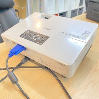 プロジェクター　Epson EMP-1710 の画像