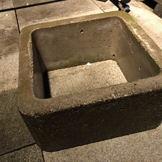 【あげます】平板、縁石、U字溝、コンクリートブロックの画像