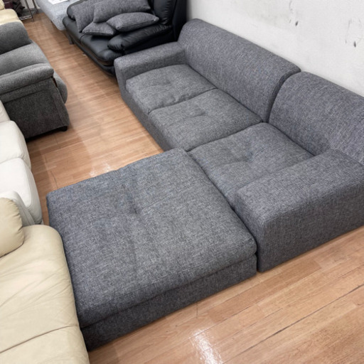 3人掛けソファ　ローソファ  オットマン付き（上代57990円）?自社配送時?代引き可?(現金、クレジット、スマホ決済対応)