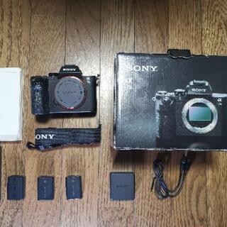 SONY　α7II＋バッテリー3つ＋カメラバッグ【直接なら値引き】