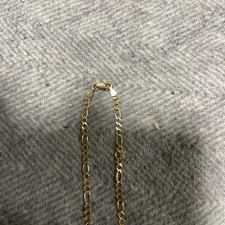 10k フィガロチェーンネックレス　ゴールド　の画像