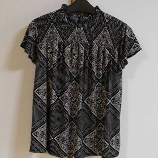 qeilletプチハイネックカットソーＭサイズの画像