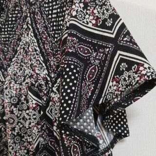 qeilletプチハイネックカットソーＭサイズの画像