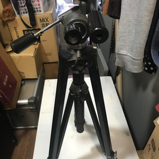 ベルボンの三脚。ジャンク扱いです。