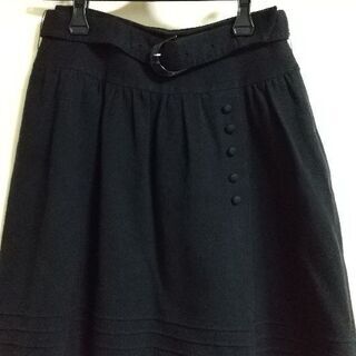 ひざ丈スカートM　紺色　ベルト付き