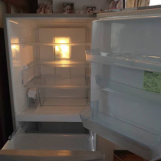 東芝冷蔵庫　340Ｌ　作動確認済み 確定済】東芝冷蔵庫340L 自動製氷機、野菜室有