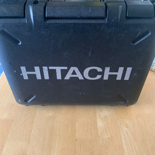 HITACHIのインパクトドライバー18V