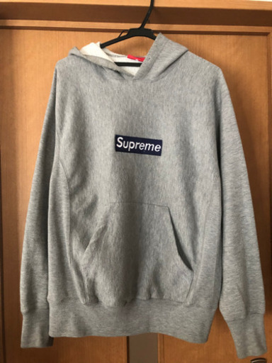 ボックスロゴ　パーカー　決定❗️