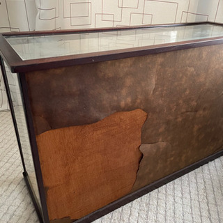 昔ながらの人形ケース、もらって下さいの画像