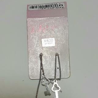 ピアス 鍵型 未使用