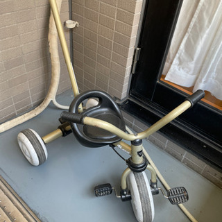 三輪車